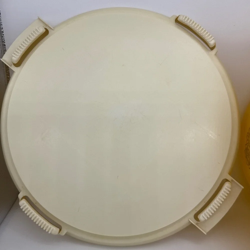 Vintage No 600 Lock-Lift Cake Carrier Yellow Floral MCM Plastic Harvest Gold USA